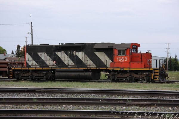 CN SD38-2
CN (class GF-620a) SD38-2 #1650 	renumbered from CN 5700 in 1996
Keywords: cn;sd38-2