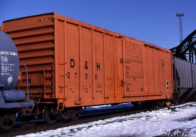 D&H 50 ft boxcar #2726
D&H boxcar #2726 at the east end of the North Yard, Buffalo NY

Photo Copyright 2008 Tim Baldwin
Keywords: DH;buffalo ny;ny