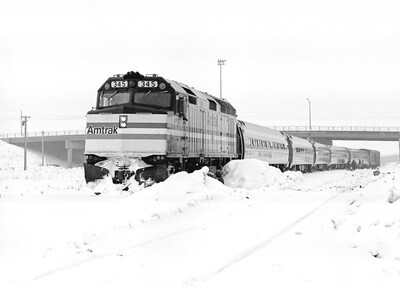 Amtrak F40PH #345 Niagara Falls NY
Amtrak #345, leading the Niagara Rainbow, awaits departure at Niagara Falls NY after a typical Western NY lake effect snowstorm.
Photo Copyright 2008 Tim Baldwin
Keywords: amtrak;f40ph;niagara falls;rainbow;ny;snow