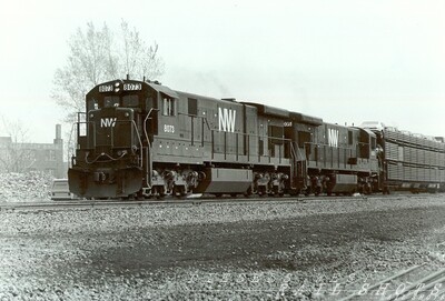 N&W C30-7 #8073
A pair of N&W C30-7s, led by #8073 travel west on the Howard Street runner with another &"Wabash" to Fort Erie, Canada.
Photo Copyright 2008 Tim Baldwin
Keywords: n&w;c30-7;wabash;fort erie;canada