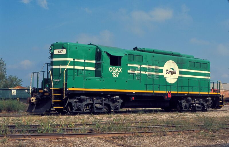 CGAX EMD GP9 #137
CGAX EMD GP9 #137 photographed on 18th September 2010 at Atchison, Kansas by Joe Ferguson, scanned from an original Fujichrome slide now in my personal collection.
Keywords: gp9;cgax;atchison;ks