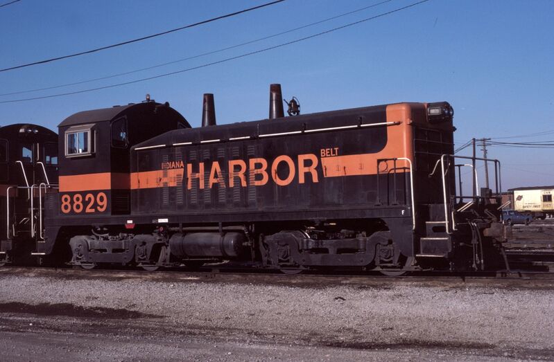 IHB EMD NW2 #8829
IHB EMD NW2 #8829 photographed on 7th March 1987 at Riverdale, Illinois by George Cheatwood, scanned from an original Kodachrome slide now in my personal collection.
Keywords: nw2;ihb;riverdale;il;illinois;cheatwood