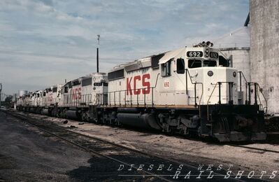 KCS EMD SD40-2 #692
KCS EMD SD40-2 #692 head of line up, from slide taken on 27th September 1980 at Kansas City Missouri by Allan Ramsey, from an original Kodachrome slide now in my personal collection
Keywords: kcs;sd40-2;kansas city;missouri