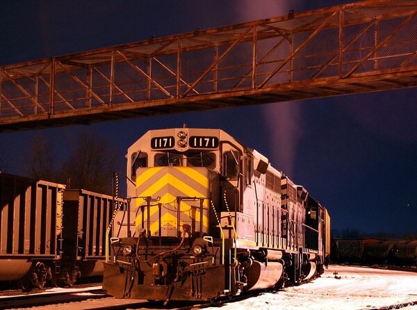 LSRC 1171 - GP40M3
Sits at Wadsworth St. in Saginaw, awaiting an early morning departure on a grain train south
Keywords: gp40m;flint;night;mi;lsrc;grain;saginaw;morning