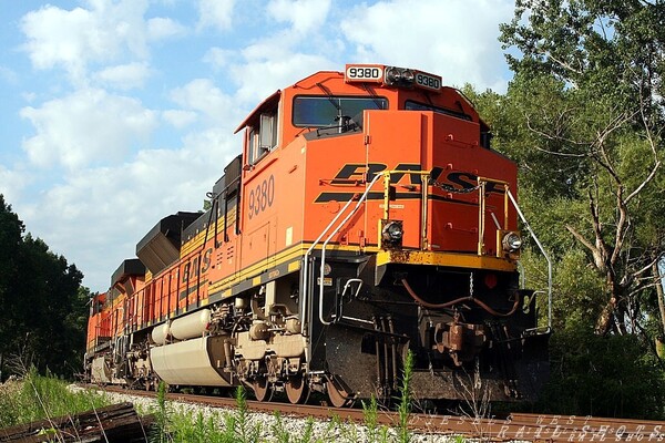 Z144 Light Power
Taken near the 'Farmer's Crossing', Bay City Sub
Keywords: bnsf;sd70ace;z144;light power;farmers;baycity;mi