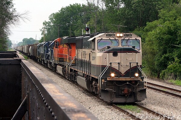 The Waiting....
I take my camera on certain trips...and while waiting for the conductor to return to the head end,I snapped this shot. Coal Power being returned on the 19th of July, on the Z127 to Flint Mi.  This train was over 9100 feet long, and over 17,000 tons
Keywords: bnsf;bn;sd70mac;coal;flint;mi