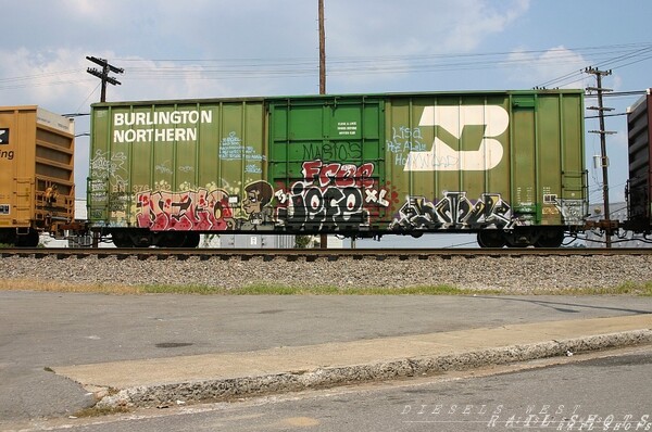 BN excess height box car
BN excess height box car
Keywords: bn;high cube;excess height