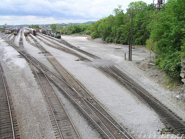 CSX Radnor Yard
Departing Radnor Yard - Nashville TN
Keywords: csx;radnor;nashville&#039;yard;tn