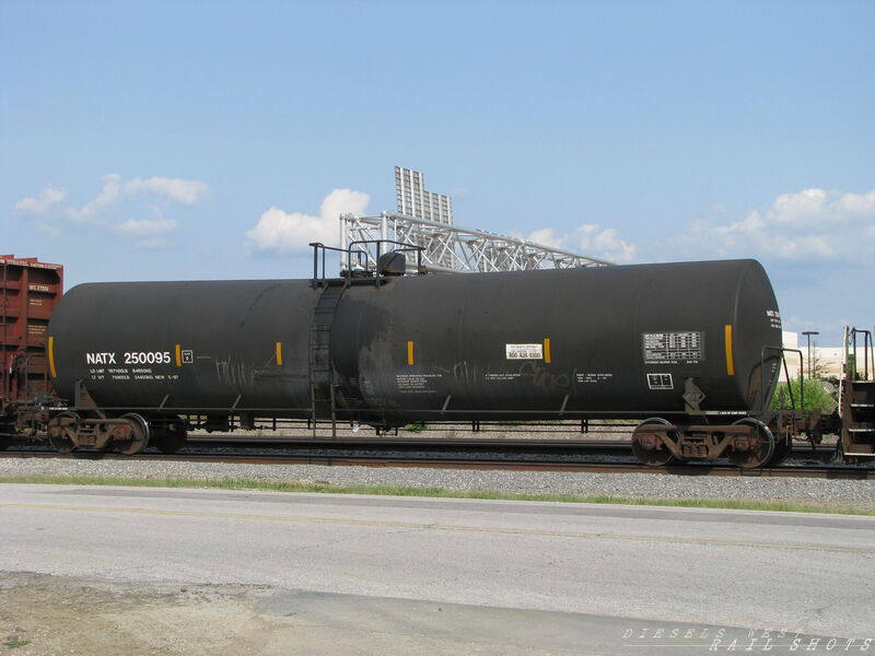 NATX 250095
Lenexa, Kansas on 7-18-2014
Keywords: natx;33k;tank;lenexa;ks;kansas