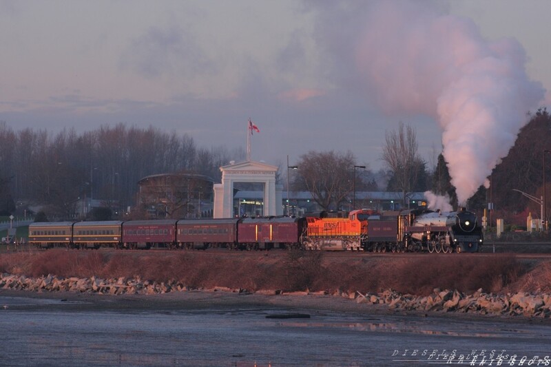 Not since 1978
The Royal Hudson the 2860 and a tag along just incase BNSF 6422 that was hand washed for the for the trip came across the USA/CDN border this evening. Jezzz just think the Olympic Torch arrives this very spot tomorrow with the Washington State Govner and BC Premier hands across the border ceremony
Keywords: royal;hudson;2860;bc