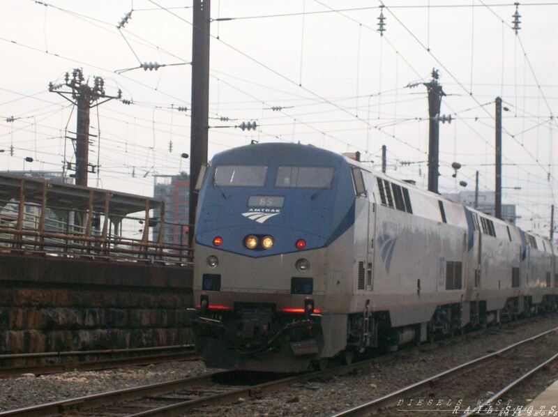 Amtrak P42 #85
Amtrak P42 #85
Switching from Diesel to Electric in Washington DC
Keywords: amtrak;p42;washington dc