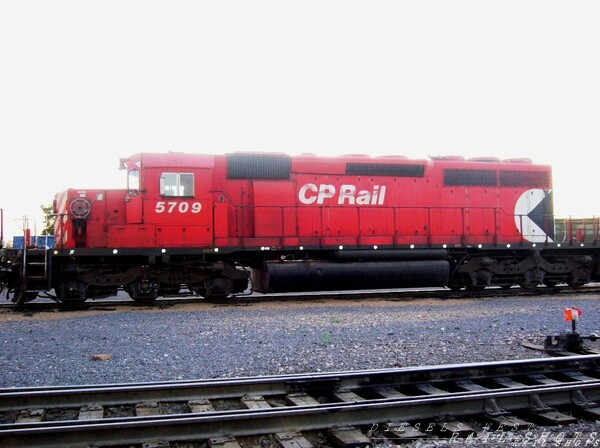 CP 5709
My First Canada Pacific SD40-2
Canada Pacific SD40-2
Keywords: cp;sd40-2;snoot;mexico;cp rail