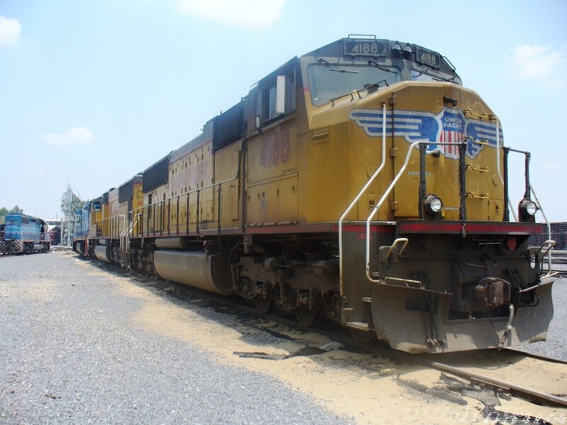 UP 4188
visitor in Mexico - 2007 
Union Pacific SD70M
Keywords: sd70m;mexico;4188;up