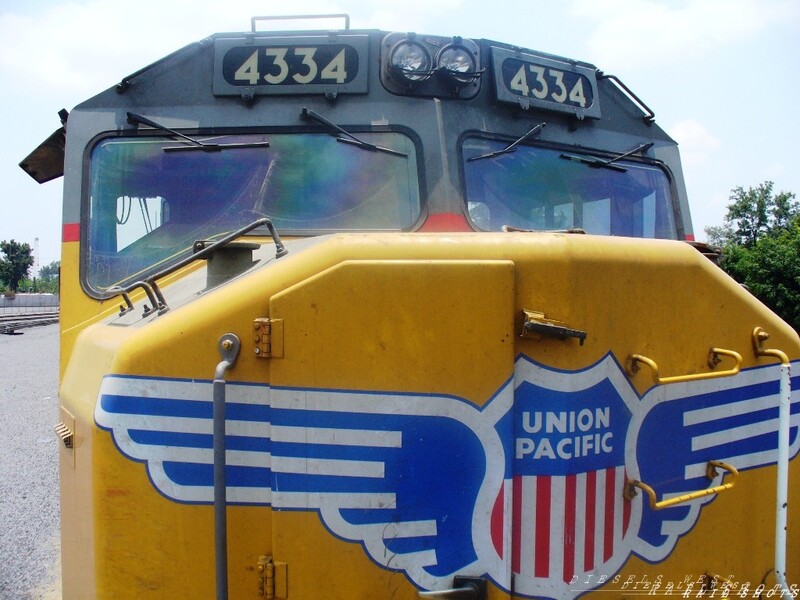 UP 4334
visitor in Mexico - 2007
Union Pacific SD70M
Keywords: sd70m;mexico;4334;up