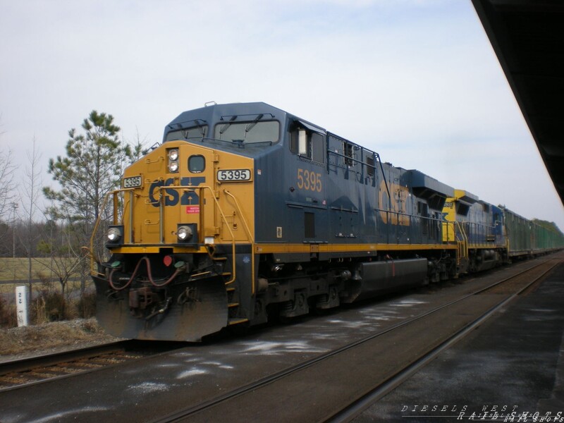 CSX  ES44DC 5395 w/Garbage Train
This is CSX 5395 with a southbound freight with flat car with only garbage containers
Keywords: es44dc;amtrak;tarrytown;garbage;csx;5395;containers