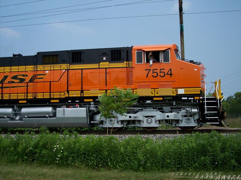 BN Shipper
BN shipper on the GE test track, June 2007
Keywords: ge;test track;bnsf;bn shipper;ge plant