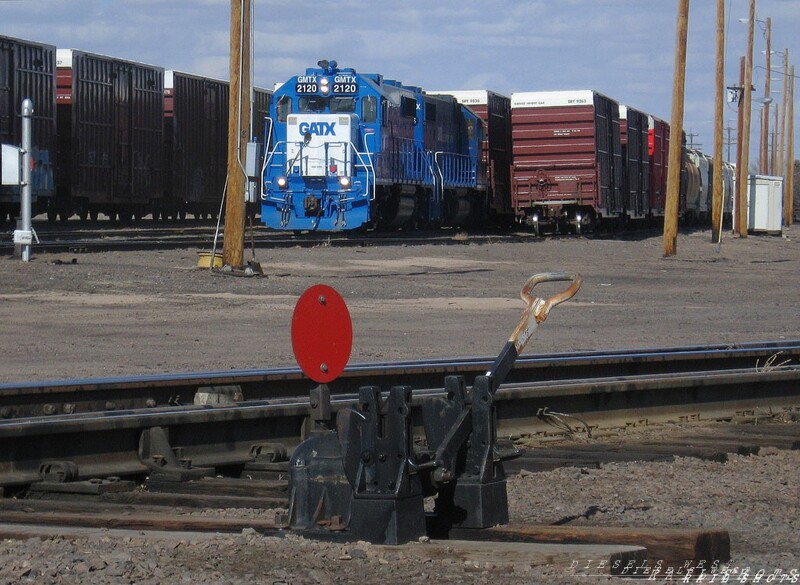 LDI04 At La Salle
EMD GMTX 2120 is seen performing switching duties at the UP yard in La Salle, CO. Unit 2120 is one of two GMTX leasing units currently in service on Local LDI04.
COPYRIGHT 2008 BY FRONTRANGEFLYER
Keywords: la salle;gmtx;up;co